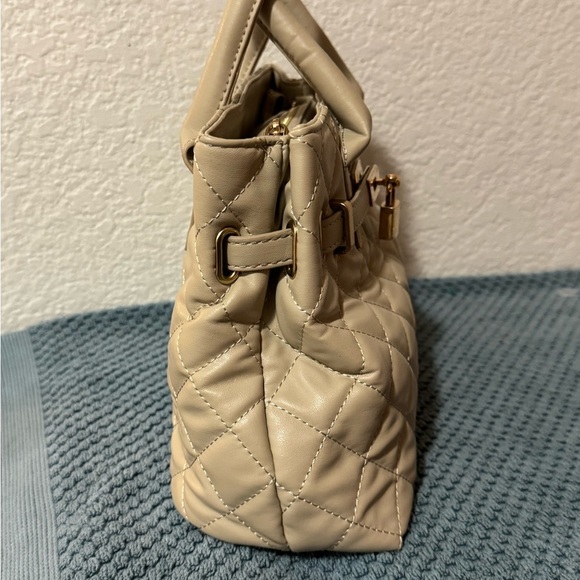 Badgley Mischka Quilted Tan Tote - Picture 6 of 9